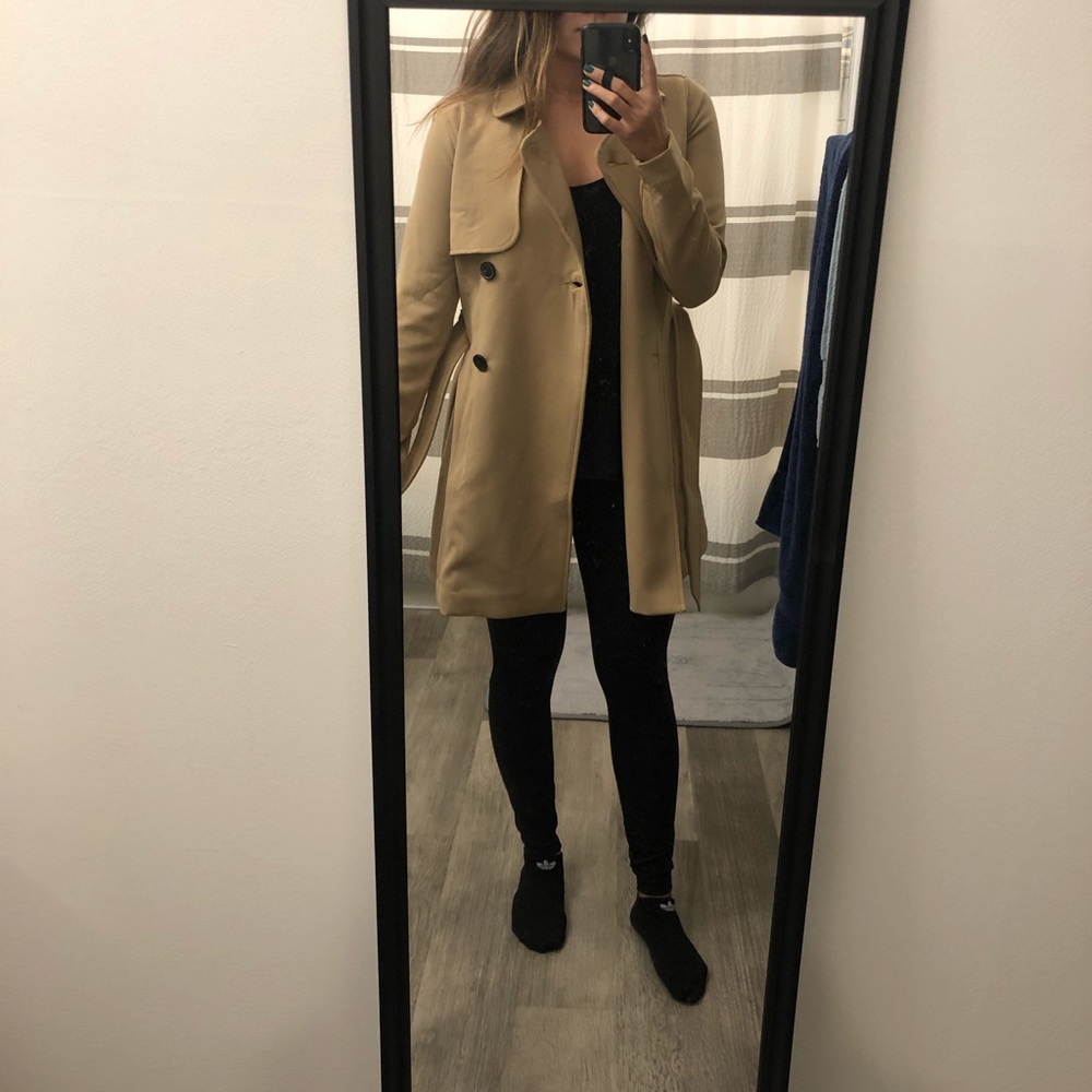 NEVER WORN  Abercrombie Drapey Trench Coat - Picture 3 of 6